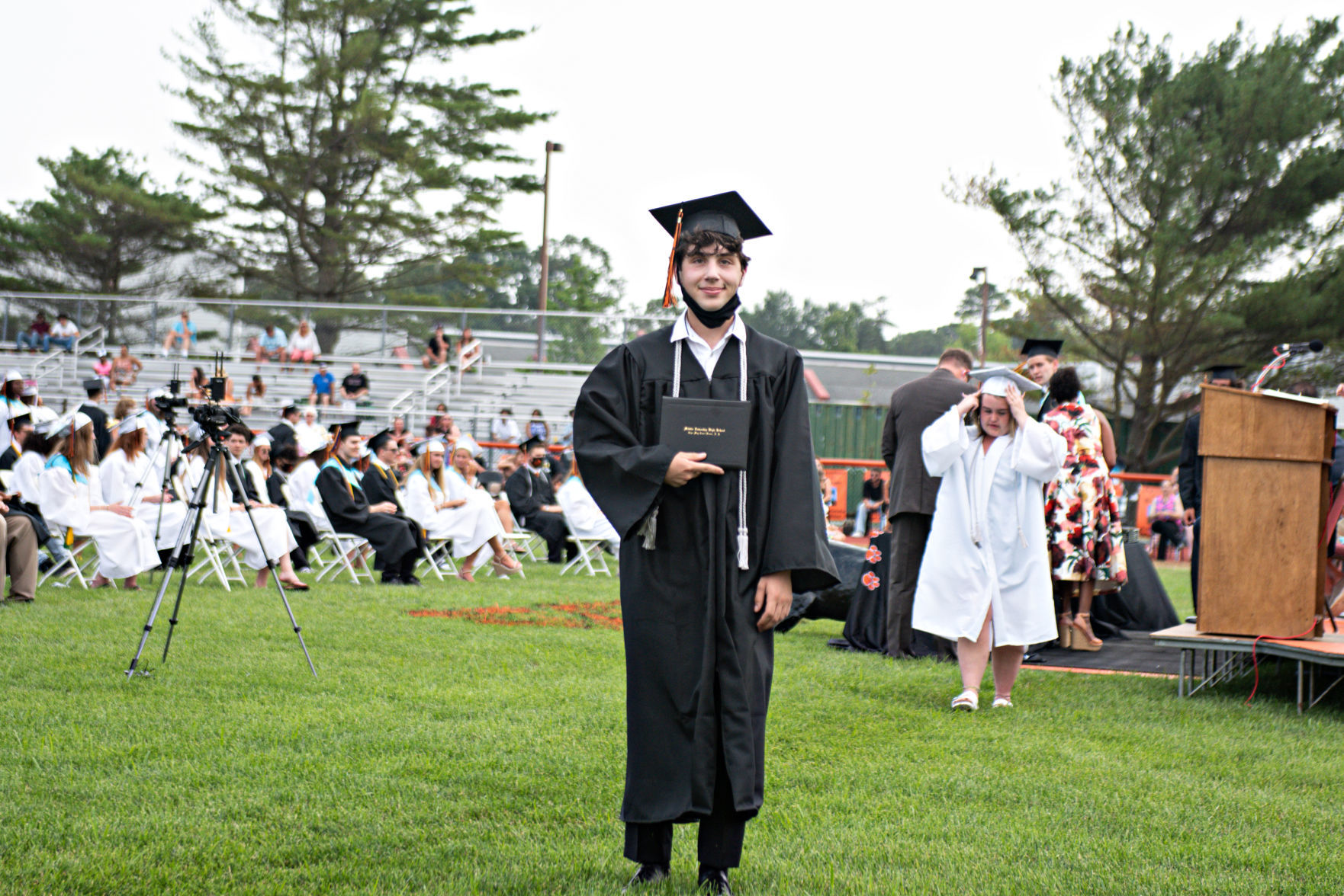 070820_nws_middlegrad